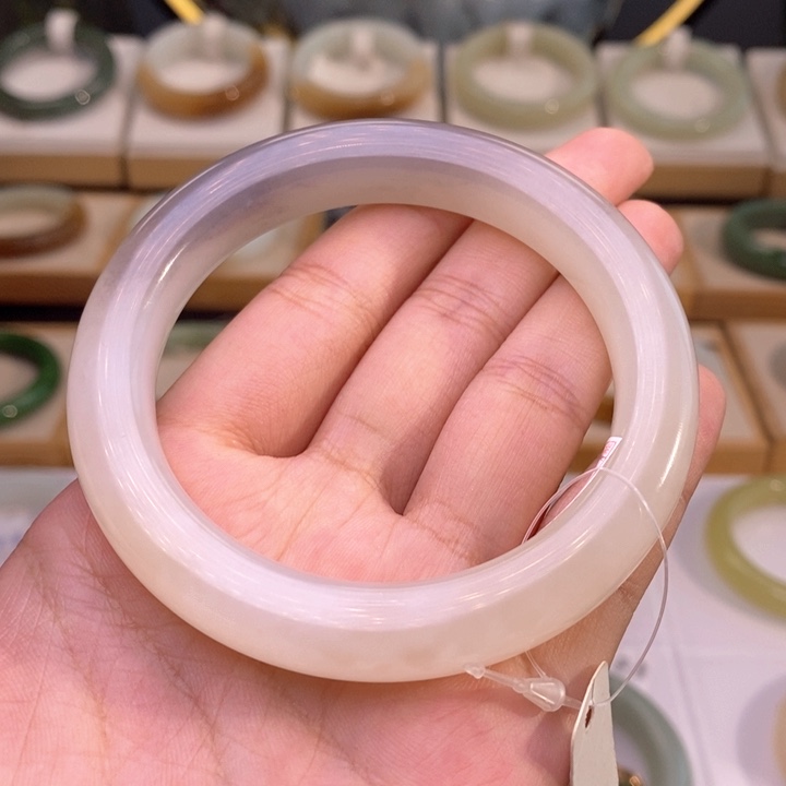 和田玉未镶嵌珠宝奇石59