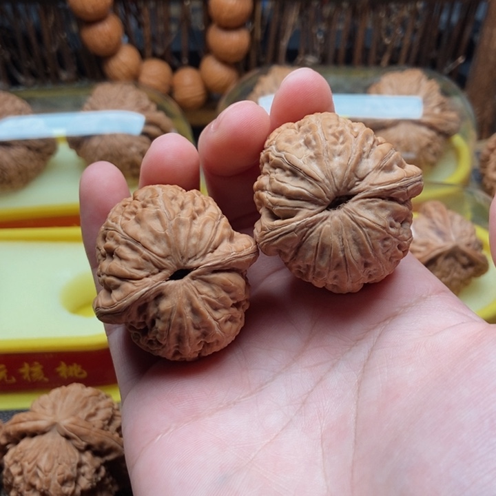 桃核吊坠逾**候元宝全品白茬