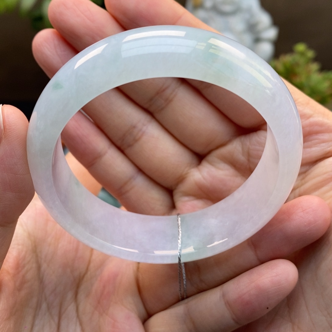 翡翠手镯未镶嵌天然