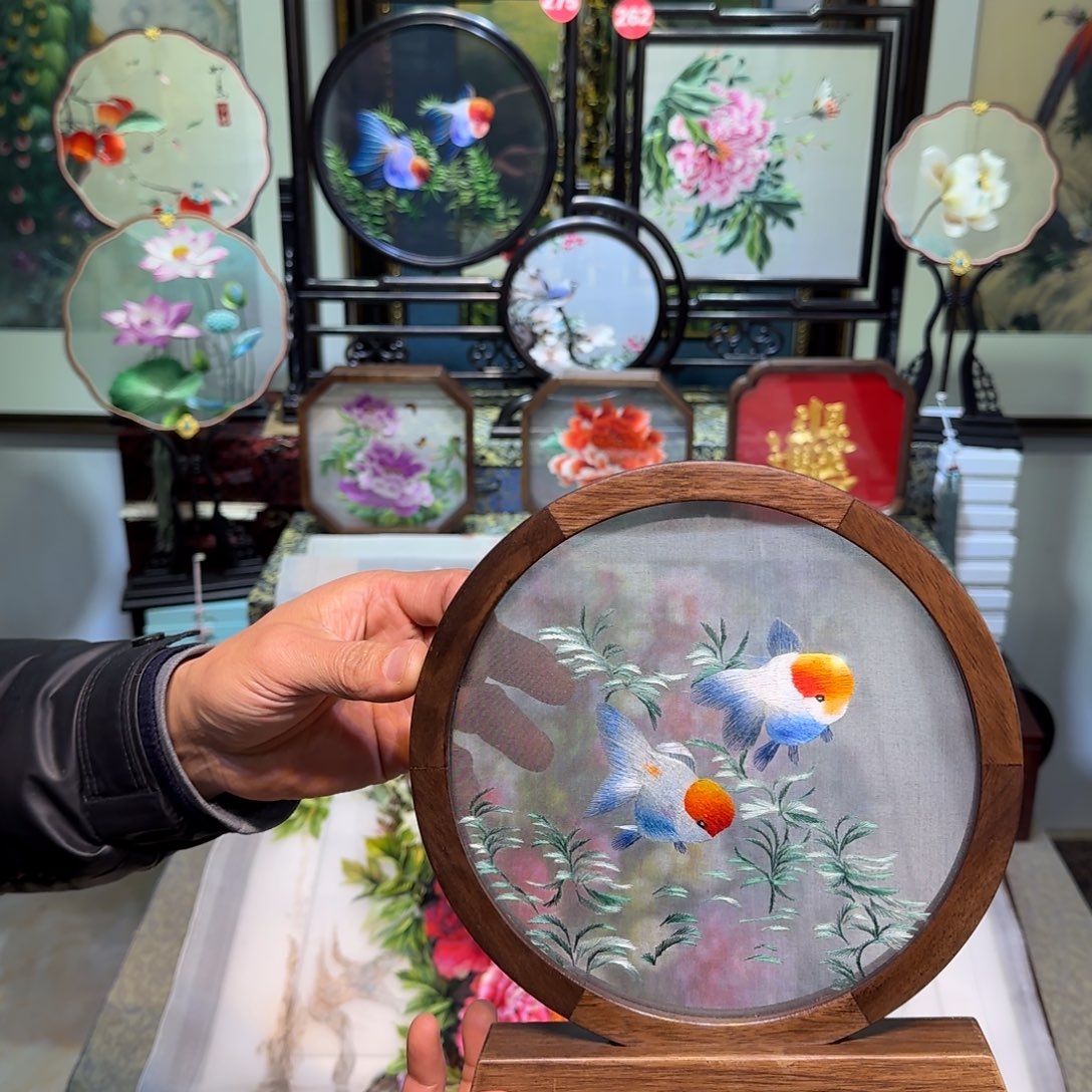 刺绣刺绣工艺精湛