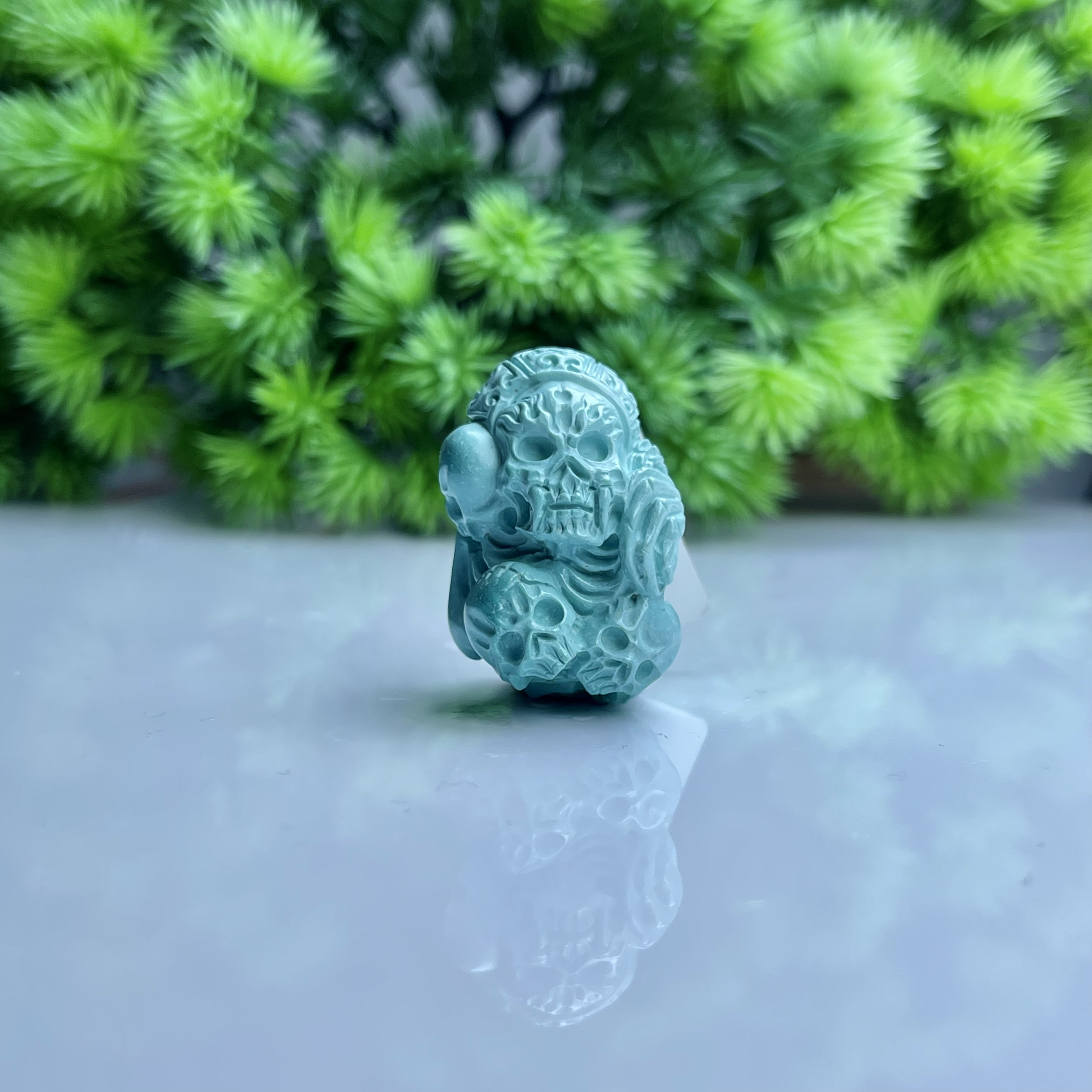 天然原矿绿松石高瓷骷髅恶灵吊坠