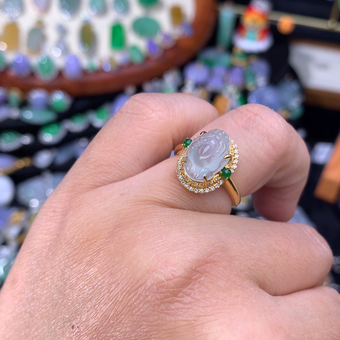 翡翠戒指18K金镶嵌貔貅戒指