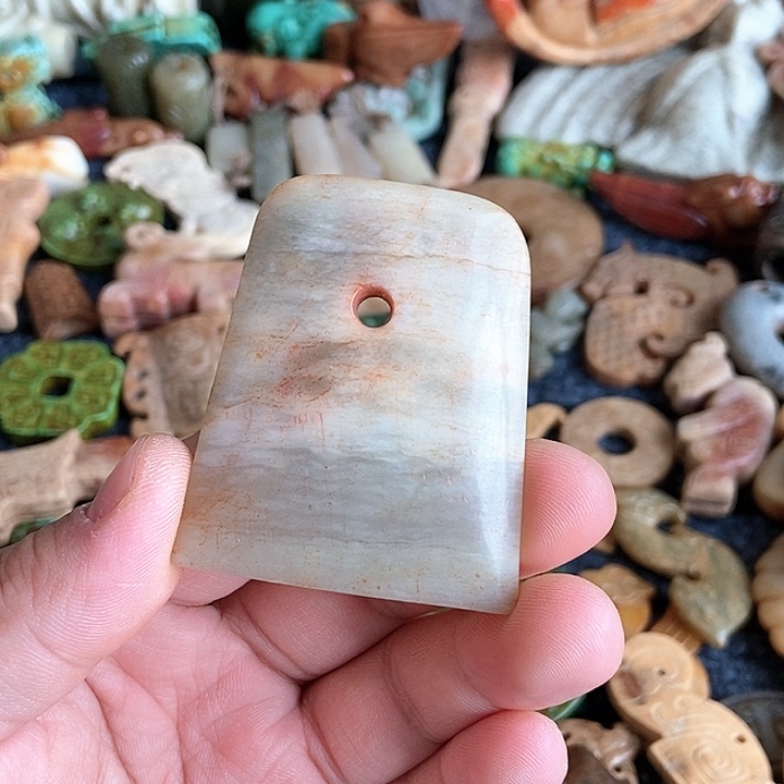 和田玉未镶嵌颈饰125