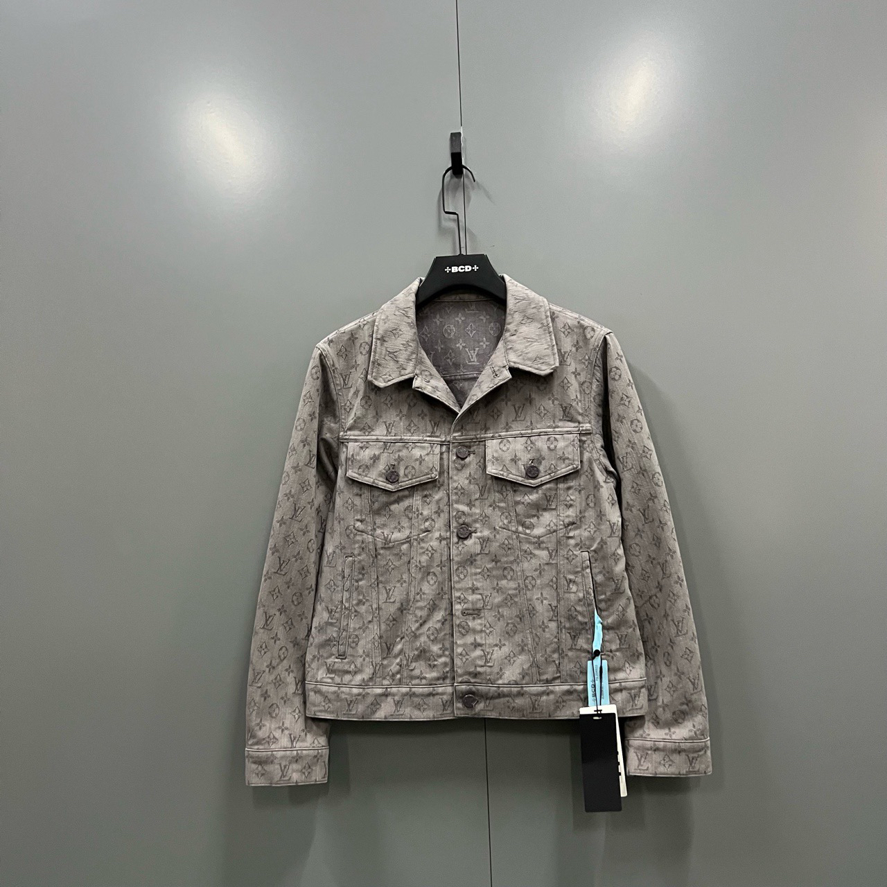 95新 LouisVuitton/路易威登 309 ab经典满印老花牛仔夹克 46码