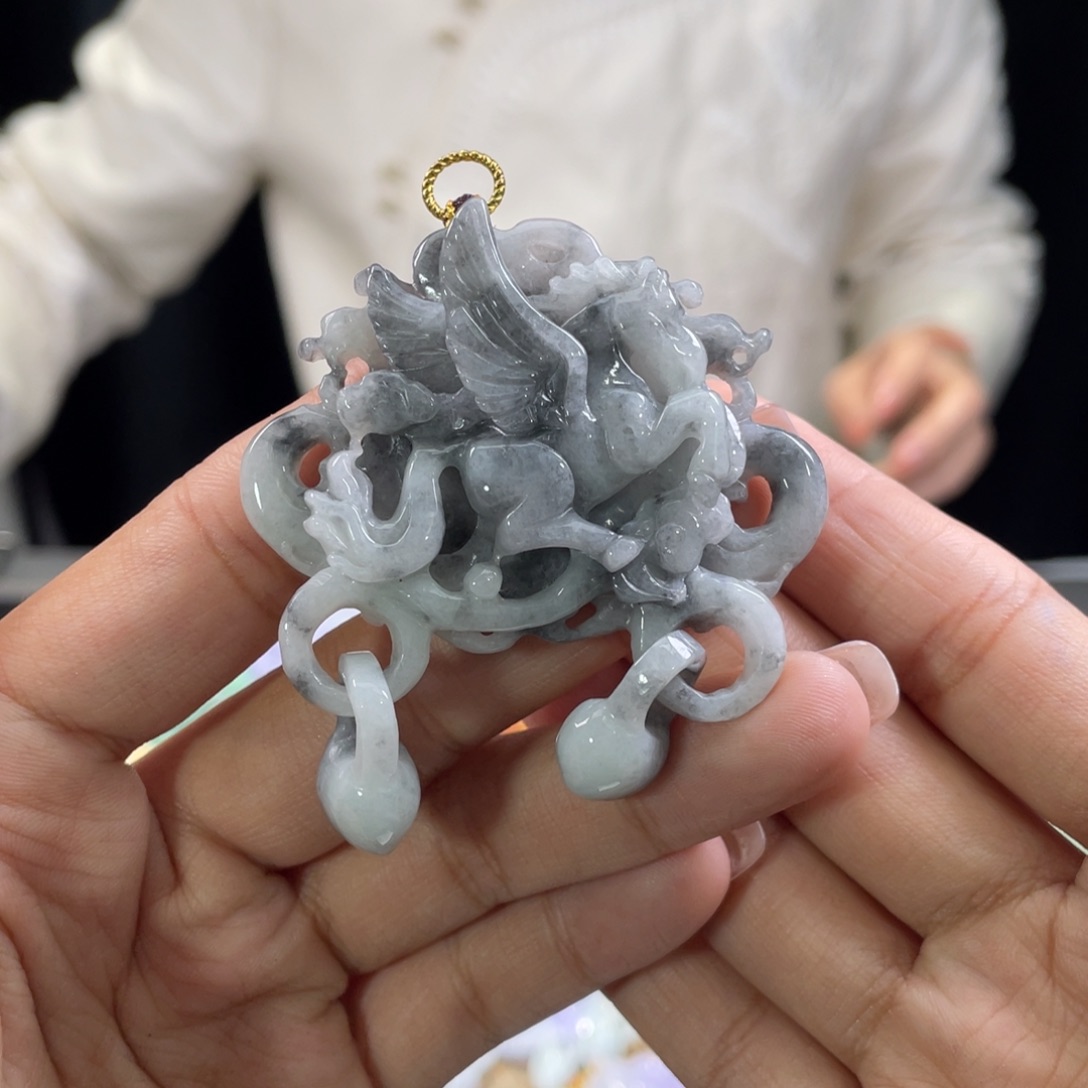 翡翠颈饰未镶嵌代编织