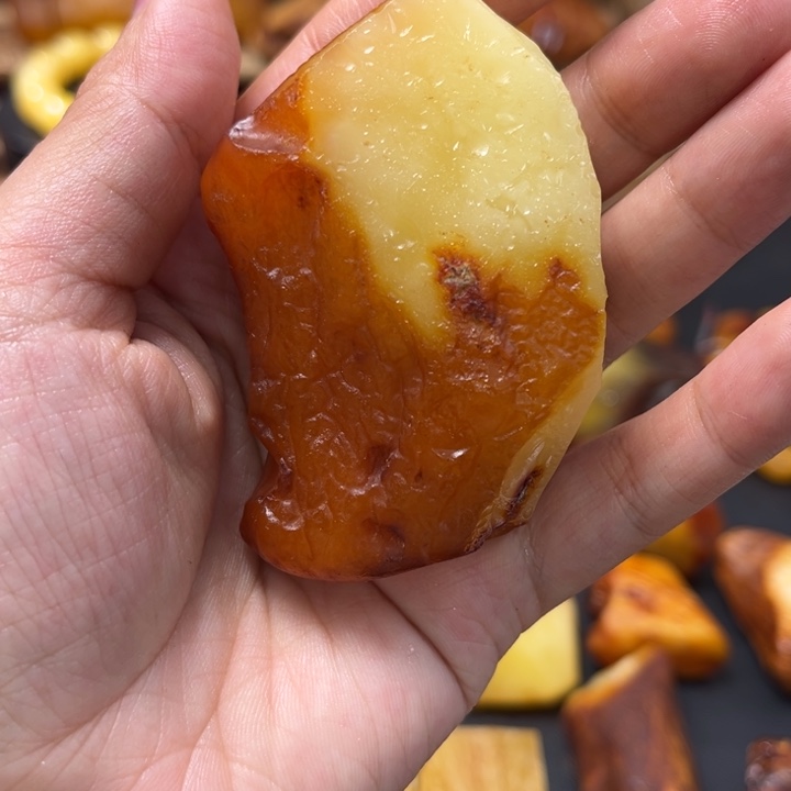 未镶嵌定制蜜蜡A**生蜜蜡定制
