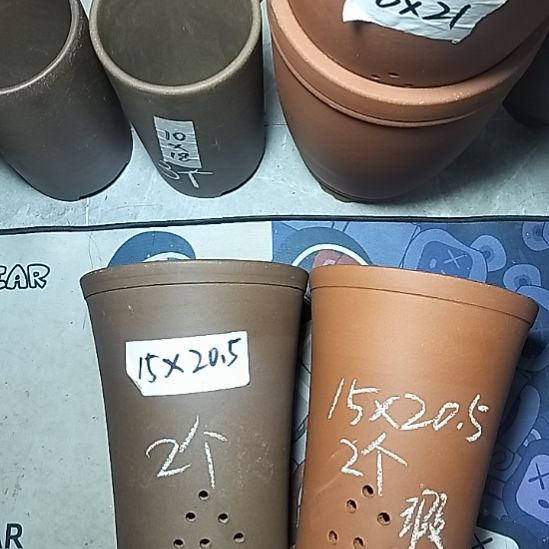 红泥紫泥新品两个花盆微瑕