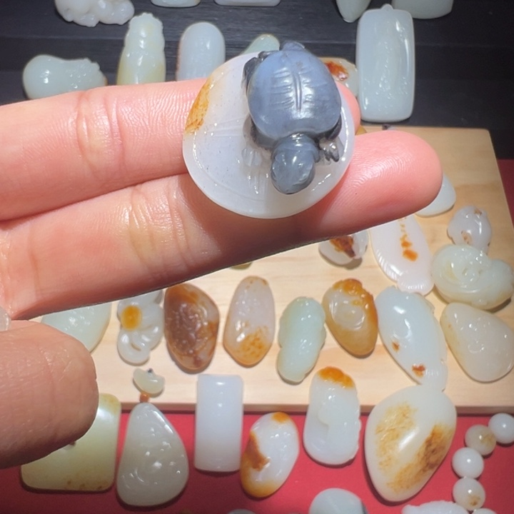 和田玉挂件未镶嵌