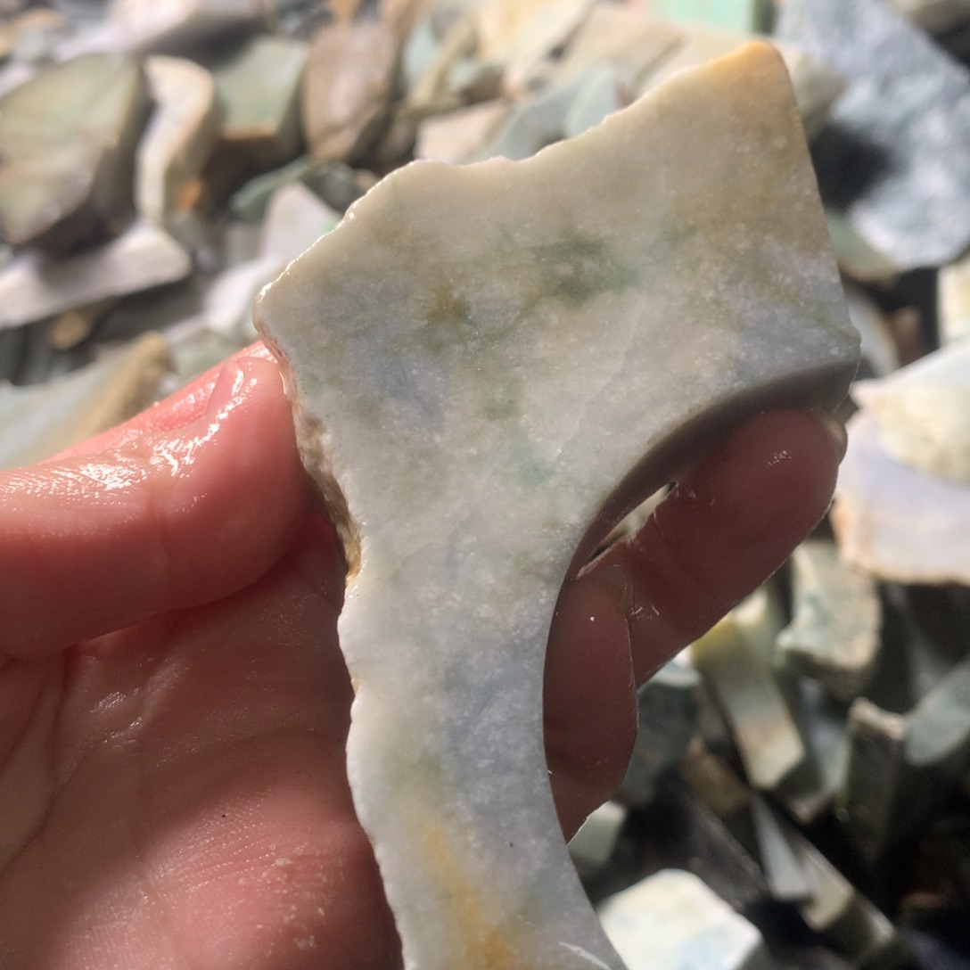 翡翠颈饰未镶嵌缅甸翡翠