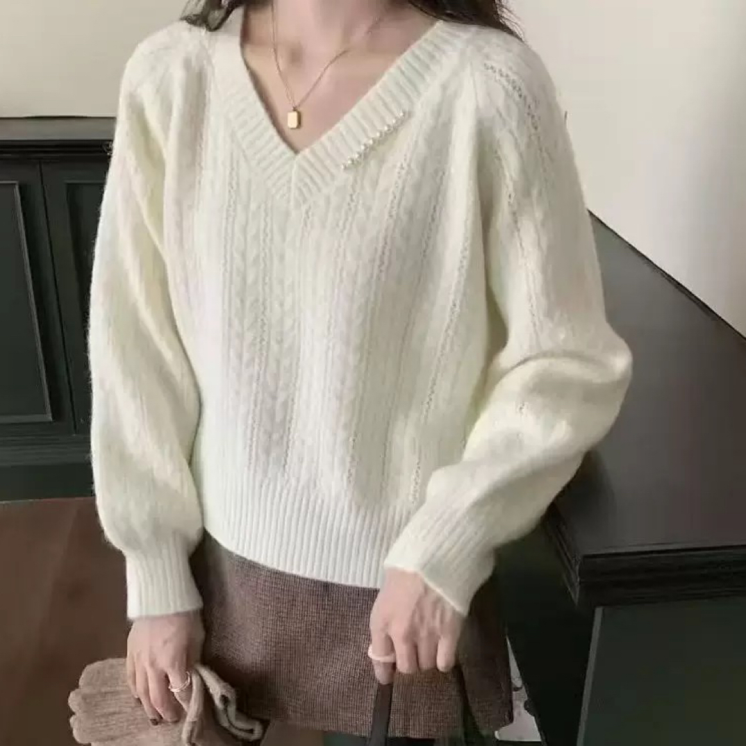 【小白姐姐】新款厚实V领毛衣中共高货