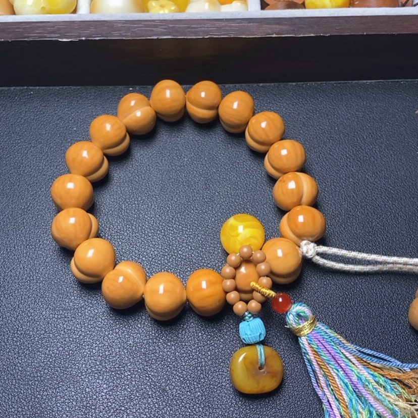 【闪购商品】吊坠猴头核桃橙*?光面➕配饰