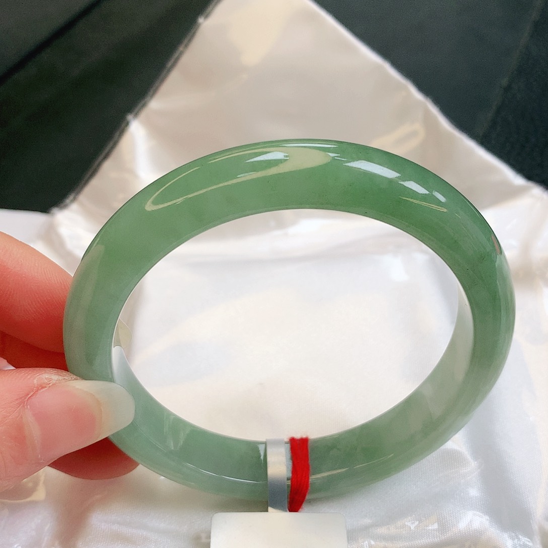 【闪购商品】翡翠手镯未镶嵌缅甸天然a货翡翠