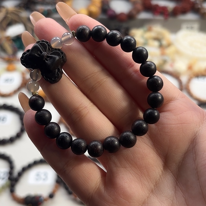 菩提根/象牙果吊坠黑色