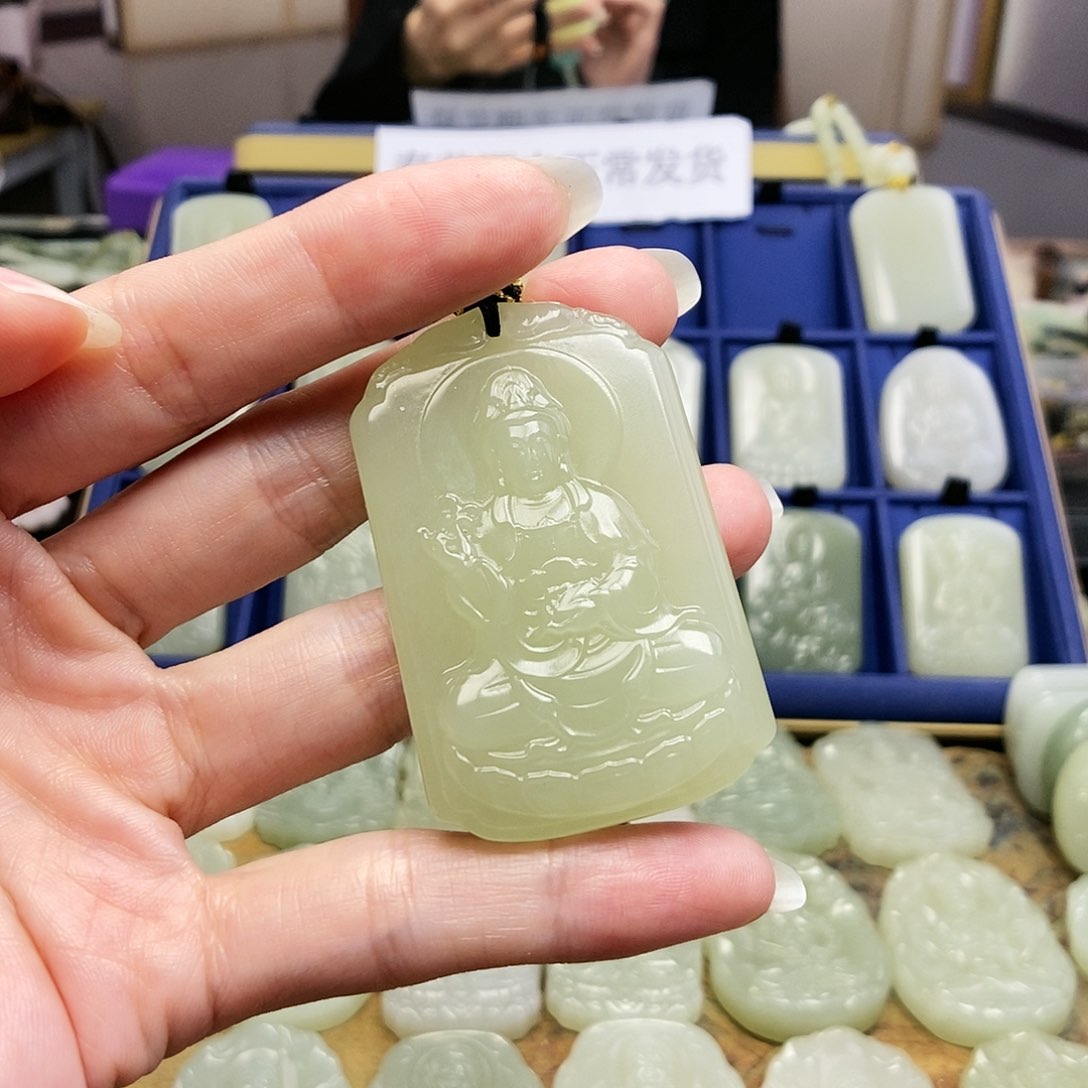 和田玉颈饰未镶嵌幸**生