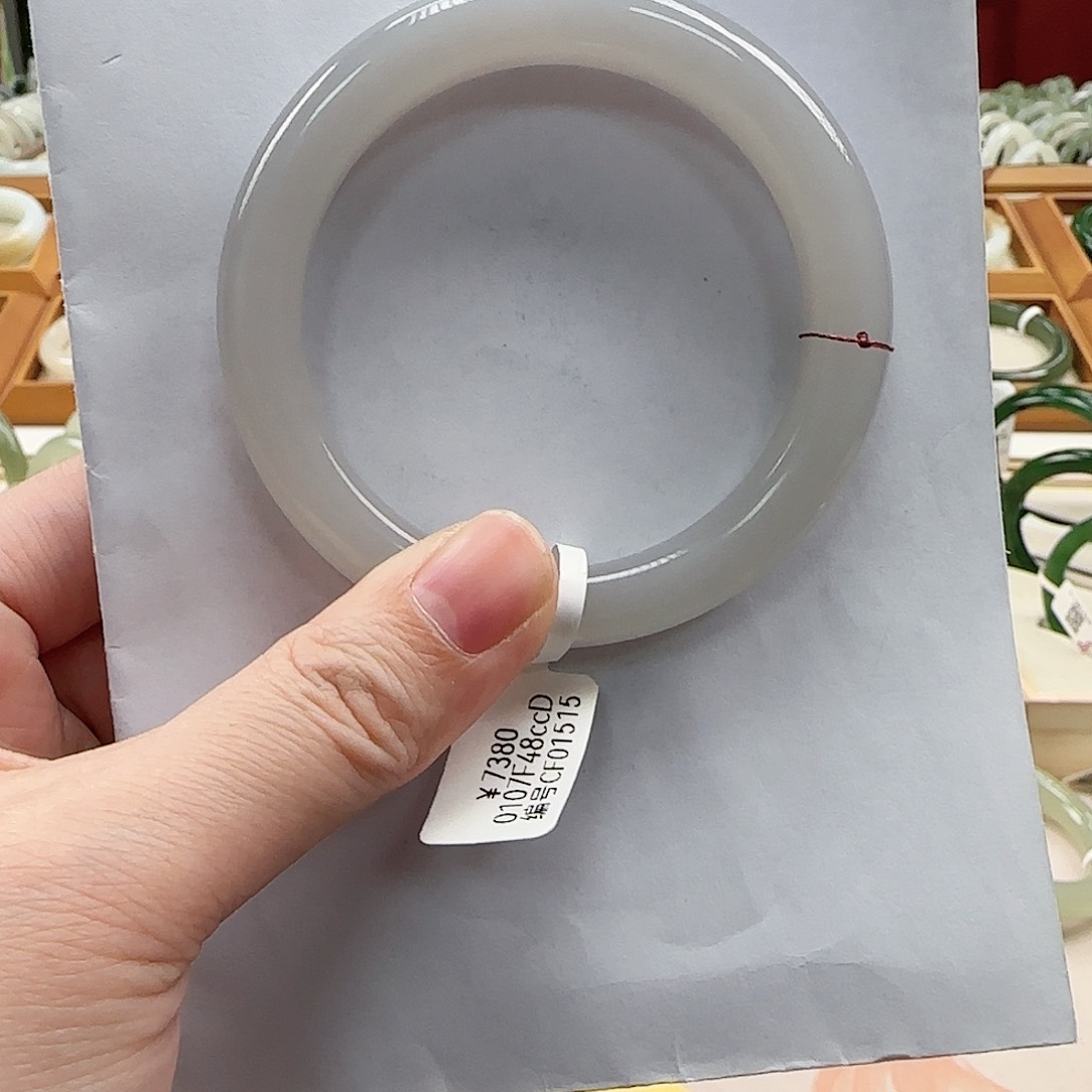 和田玉手镯未镶嵌56