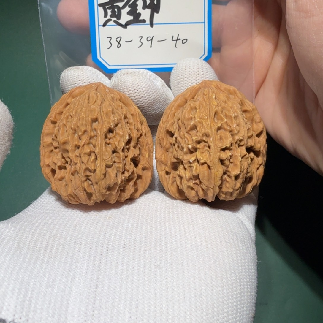 文玩核桃吊坠南疆黄金甲5