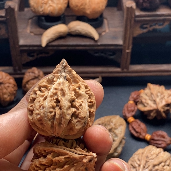 文玩核桃吊坠招*喵东北11