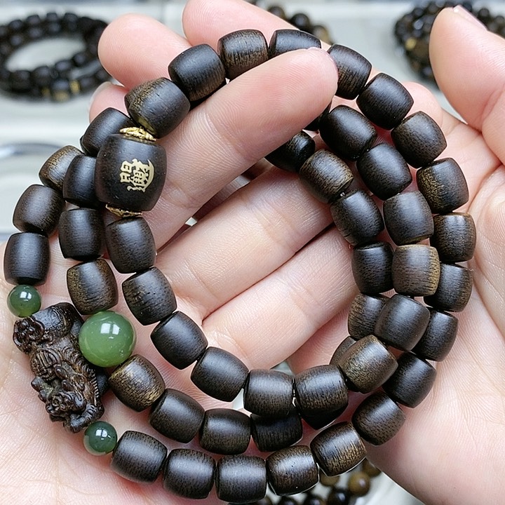 沉香手串双*8越南芽庄白奇楠沉水料