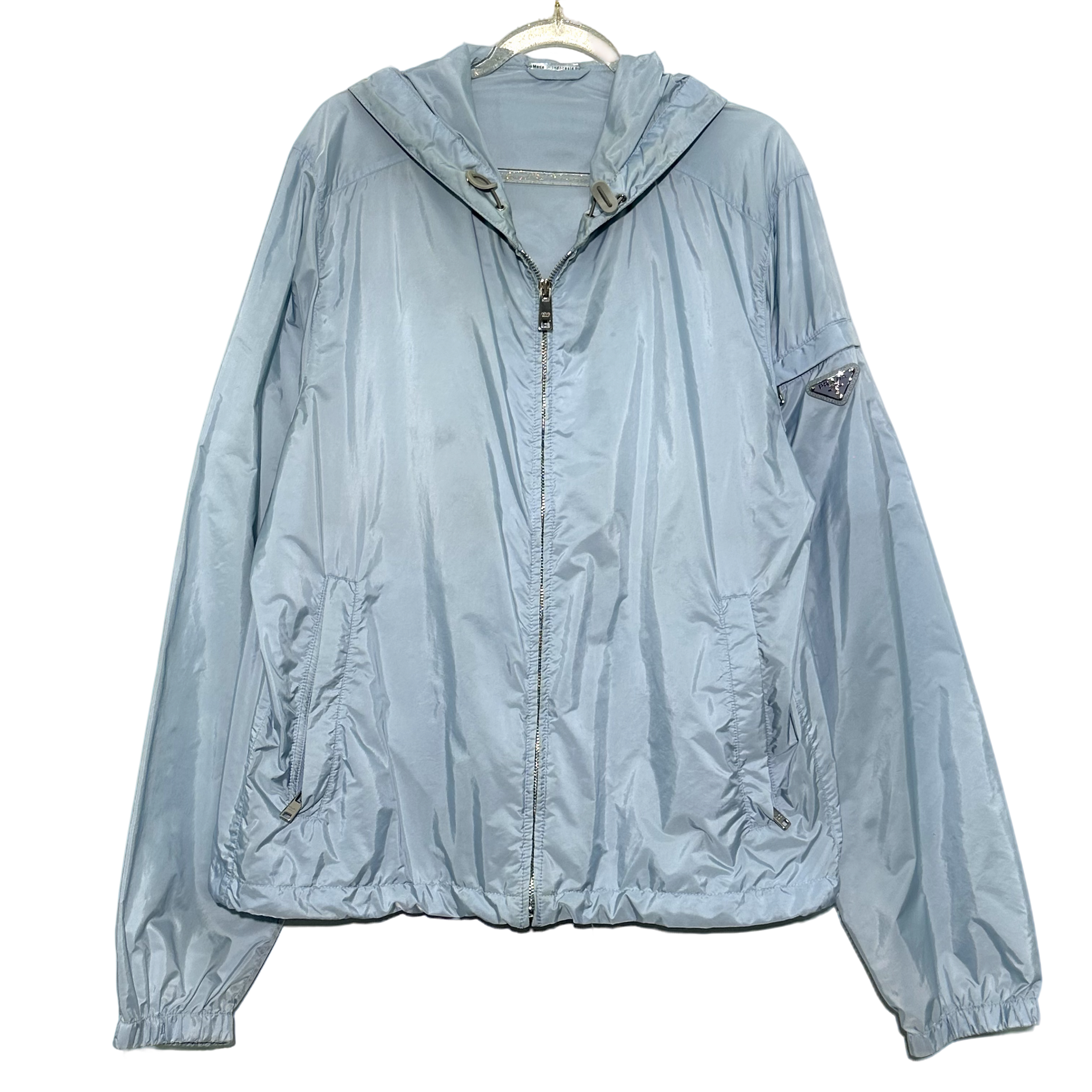 99新 Prada/普拉达 M码 三角钢标浅蓝色冲锋衣外套  0713