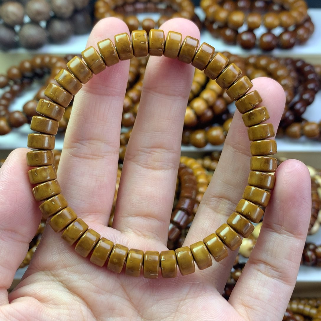 【闪购商品】手串紫金鼠早**虫8*5………….