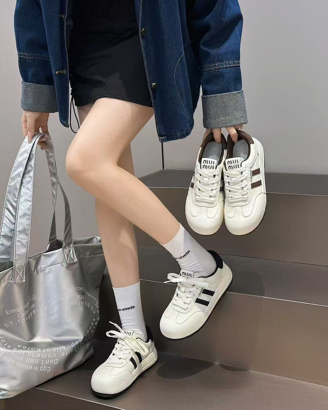 9618新款女士时时尚百搭休闲鞋可爱风系带圆头女鞋休闲风