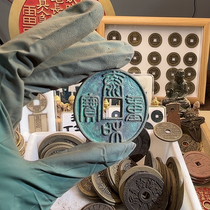 D***1铜现代翻砂工艺作品