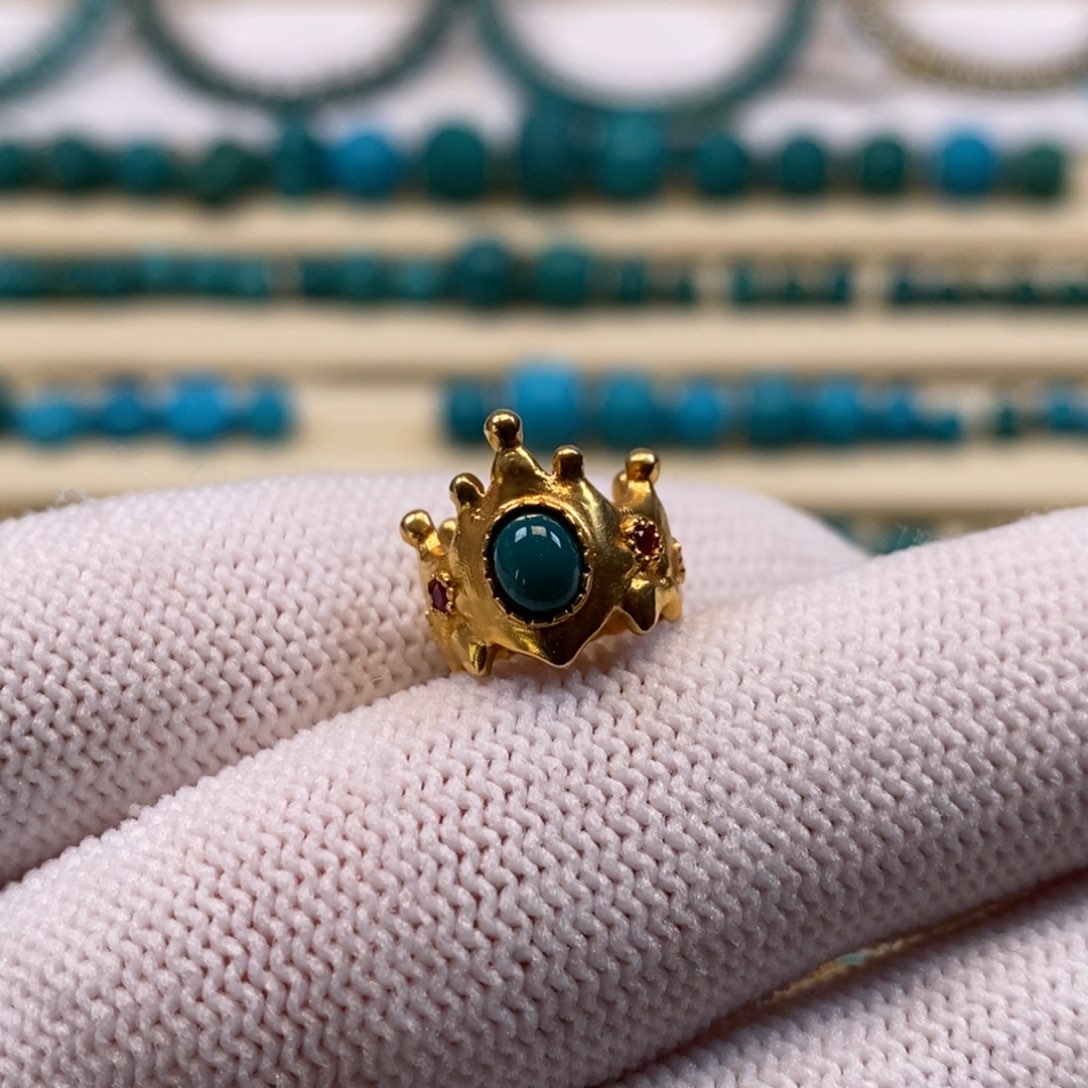 18K金镶嵌绿松石珠宝奇石