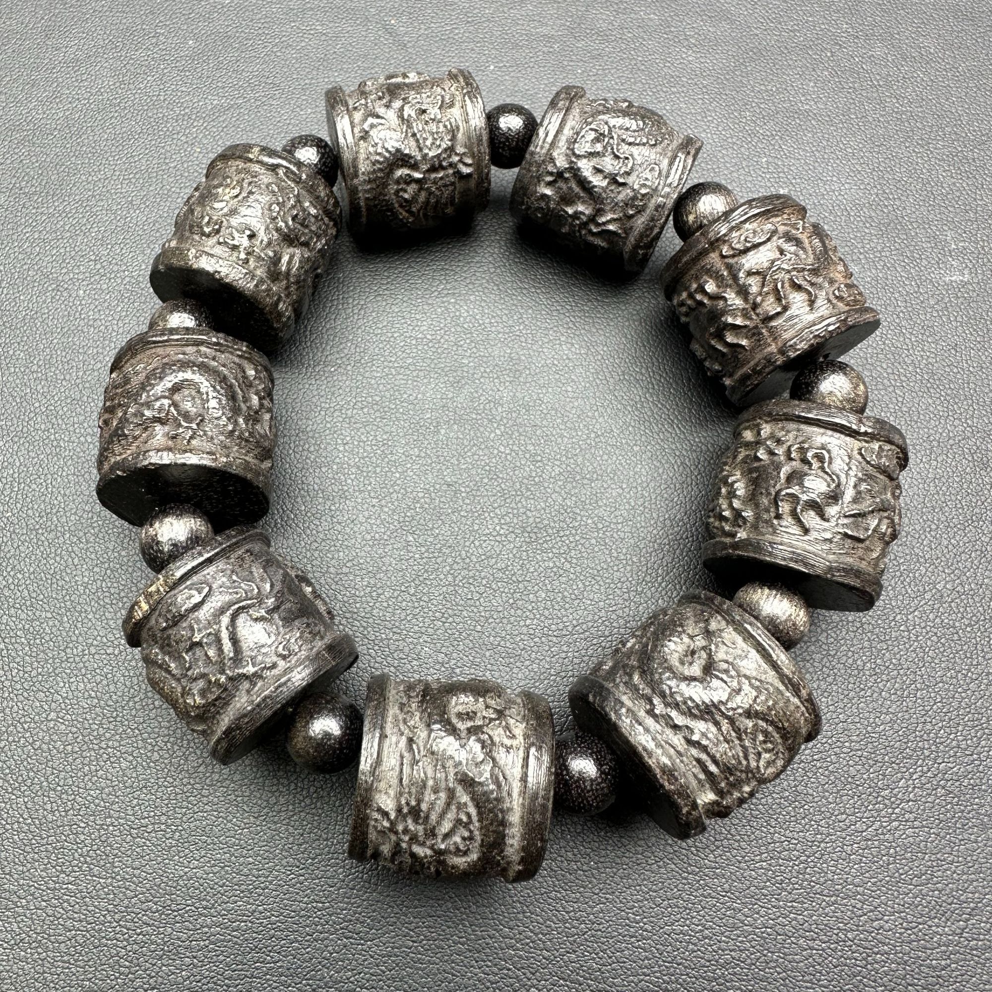 A373木制雕刻手串