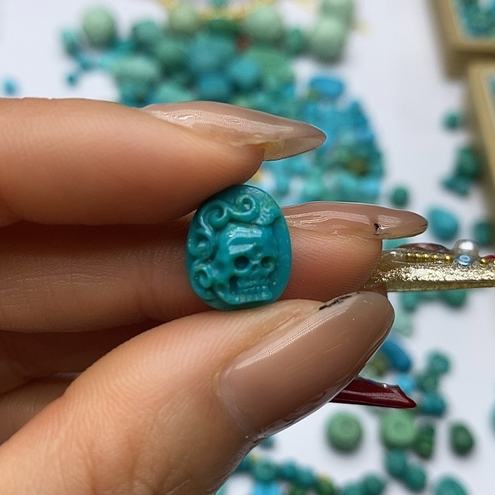 绿松石未镶嵌珠宝奇石