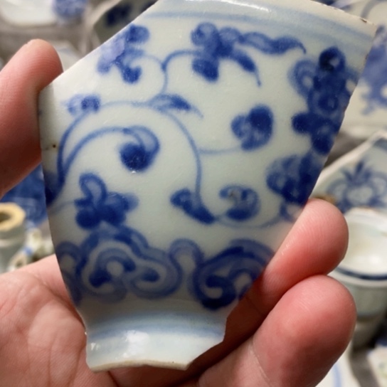 瓷片现代工艺品青花瓷片