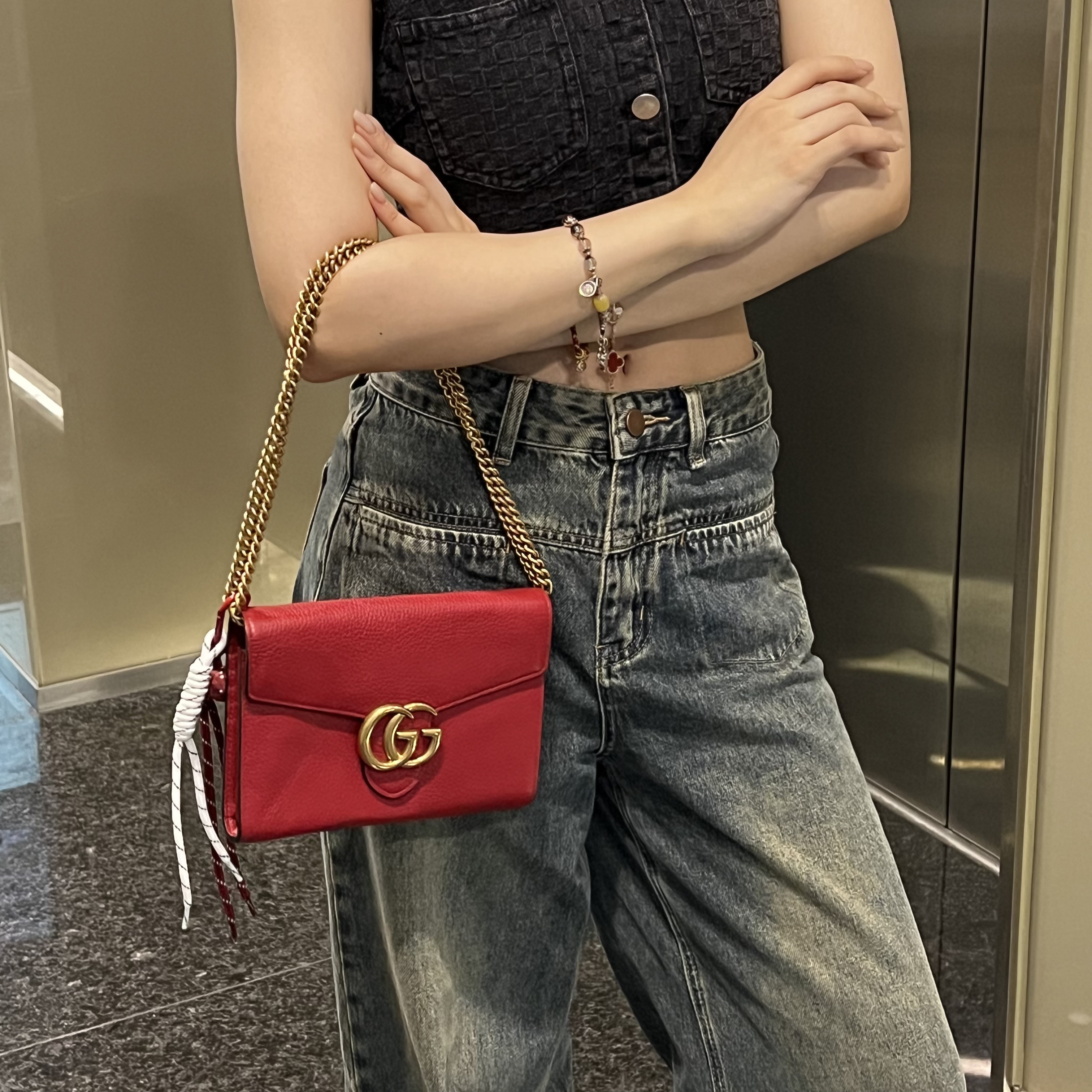 99新 GUCCI/古驰 Gucci古驰斜挎包/13540679