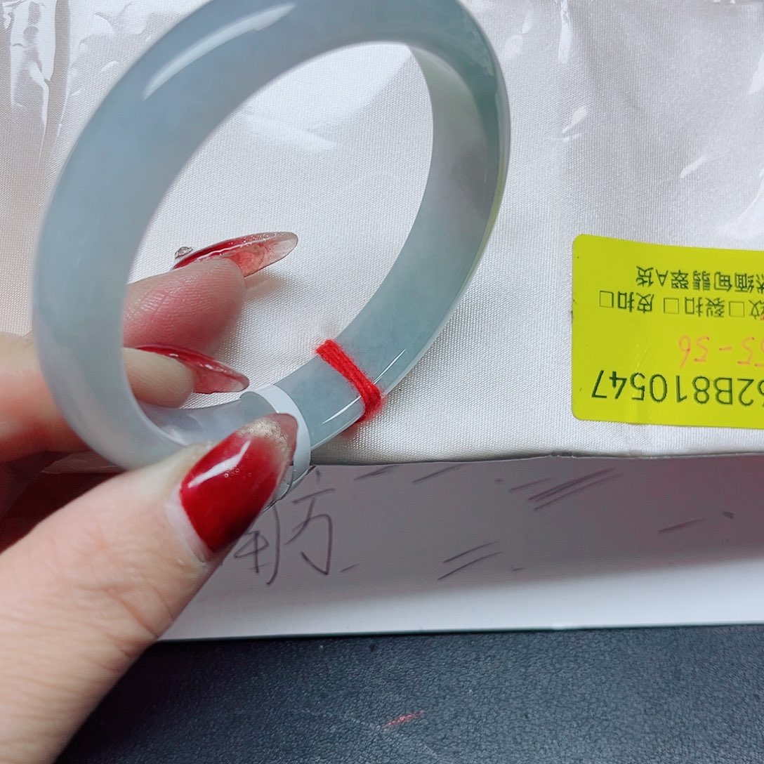 翡翠手镯未镶嵌翡翠手镯10541