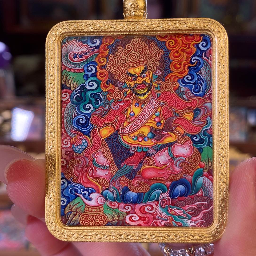？***P吊坠热贡纯手绘唐卡黄财
