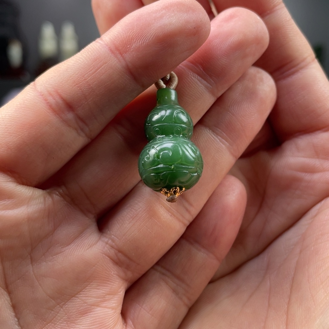 未镶嵌和田玉挂件