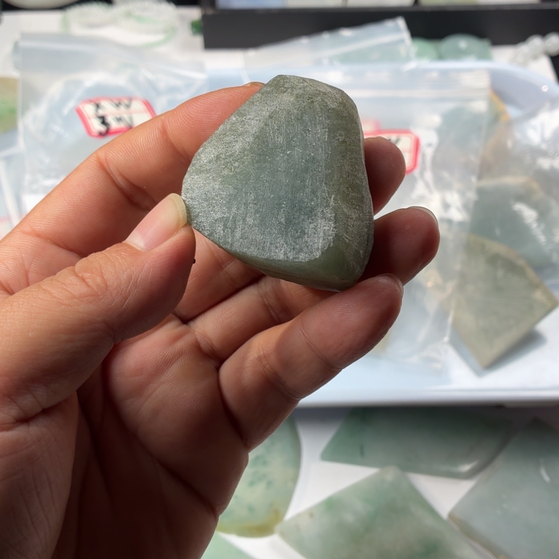 定制翡翠未镶嵌不包括加工