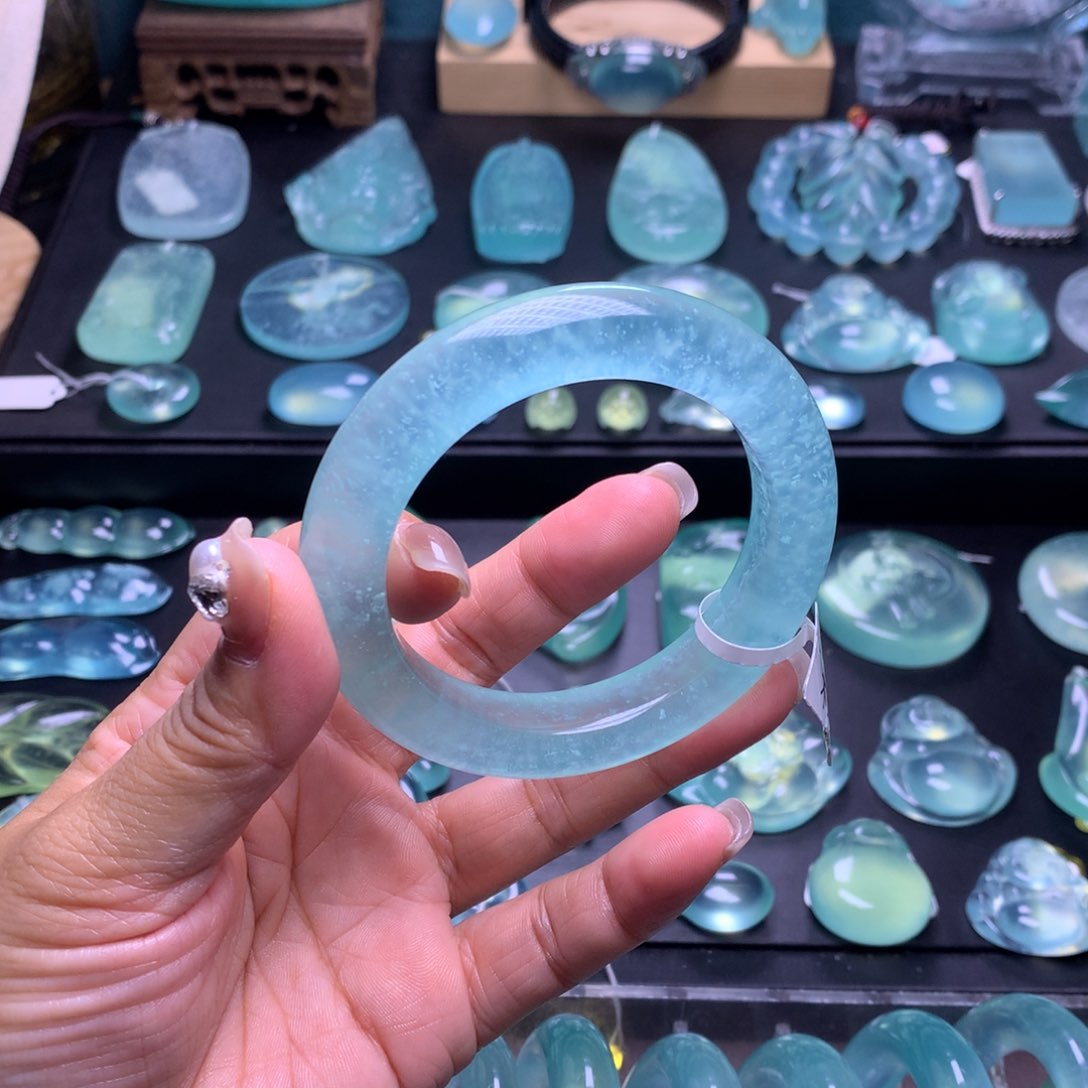 蛇纹石玉手镯53未镶嵌