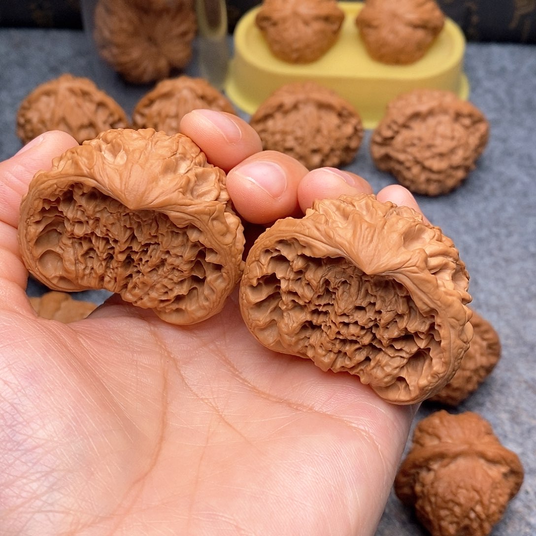 文玩核桃把件蛇头47全品