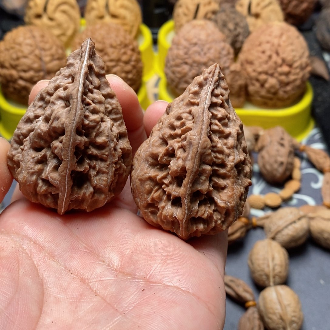 文玩核桃吊坠瑕疵28