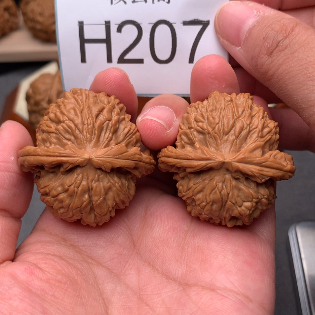 文玩核桃把件42球白