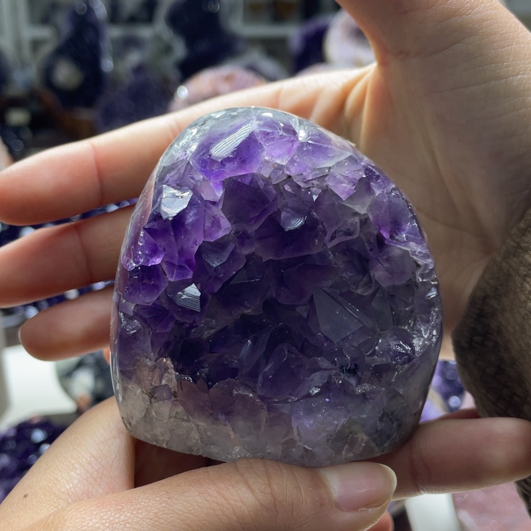 紫晶大型摆件（非配饰）未镶嵌