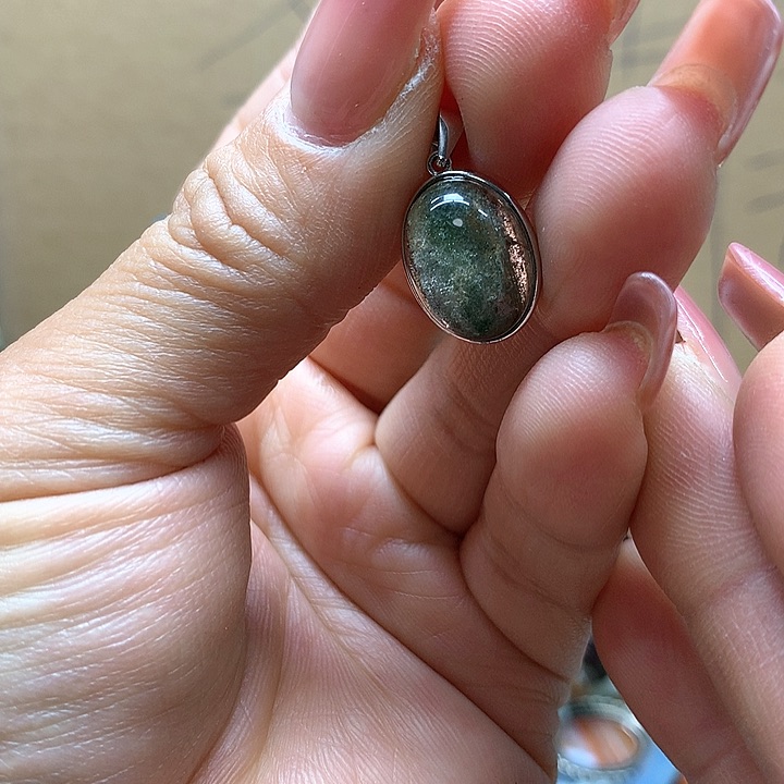 水晶水晶吊坠未镶嵌