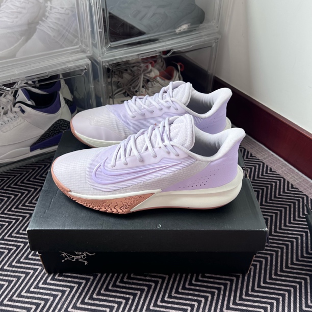 99新 MM6 43码 篮球鞋 紫色 无原盒 鞋底磨损小