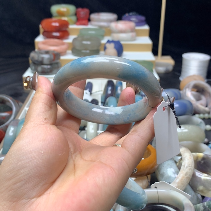 未镶嵌手镯石英质玉?*K