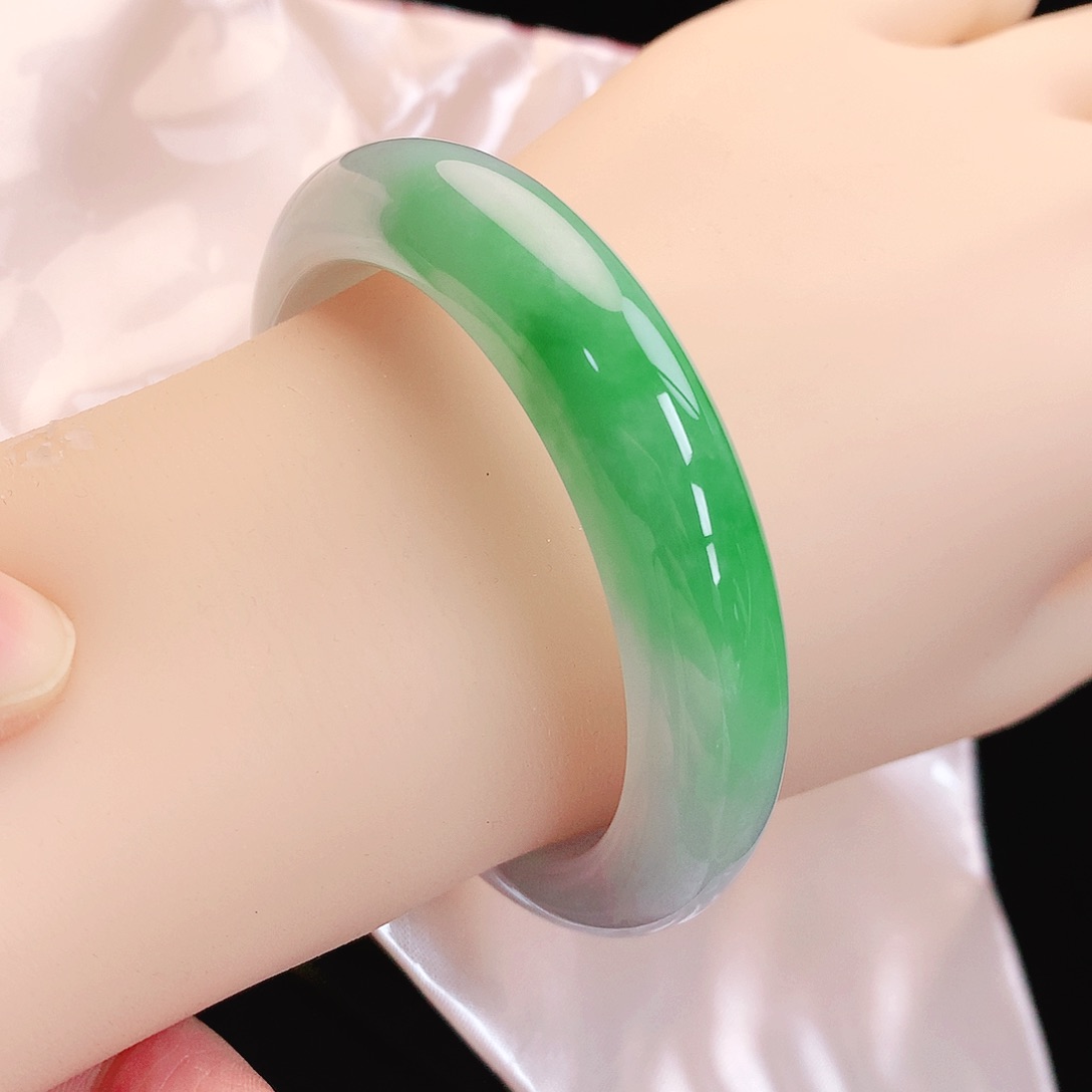 未镶嵌手镯翡翠53白底青阳绿