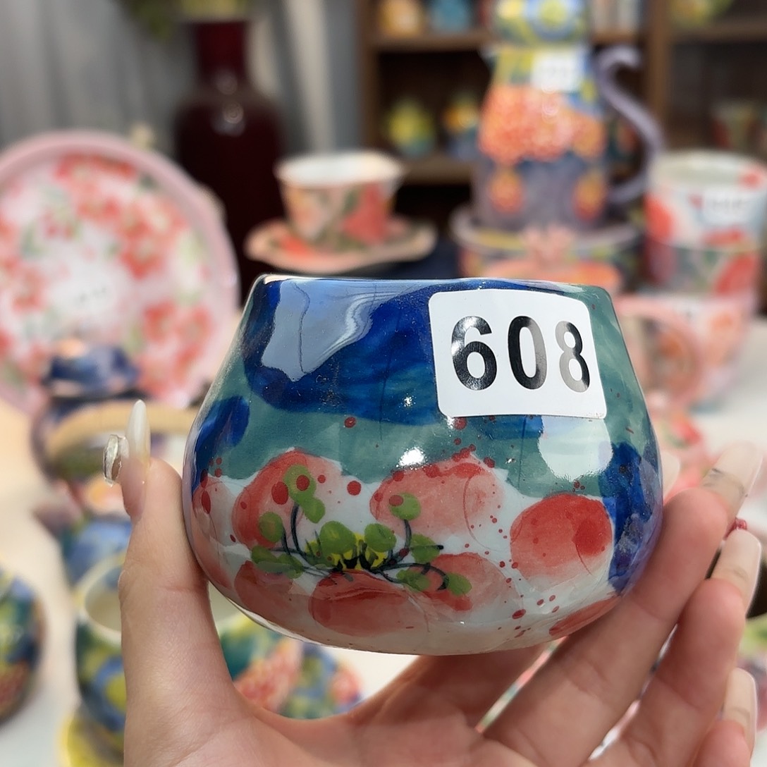 瓷片把哈哈哈哈哈哈哈哈哈哈哈哈gggb