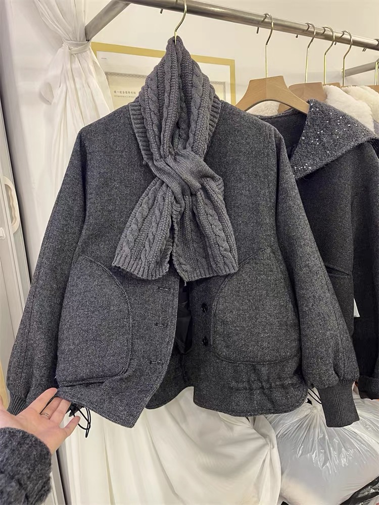 【小宇】2078灰色版本围巾下摆抽绳羽绒服（有运补）