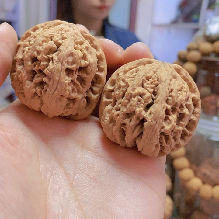 【闪购商品】文玩核桃把件43粗筋