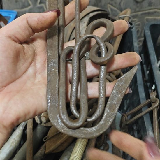 绿***叶其他陶瓷 摆件 孤品  微瑕  看好下单 NO退NO换