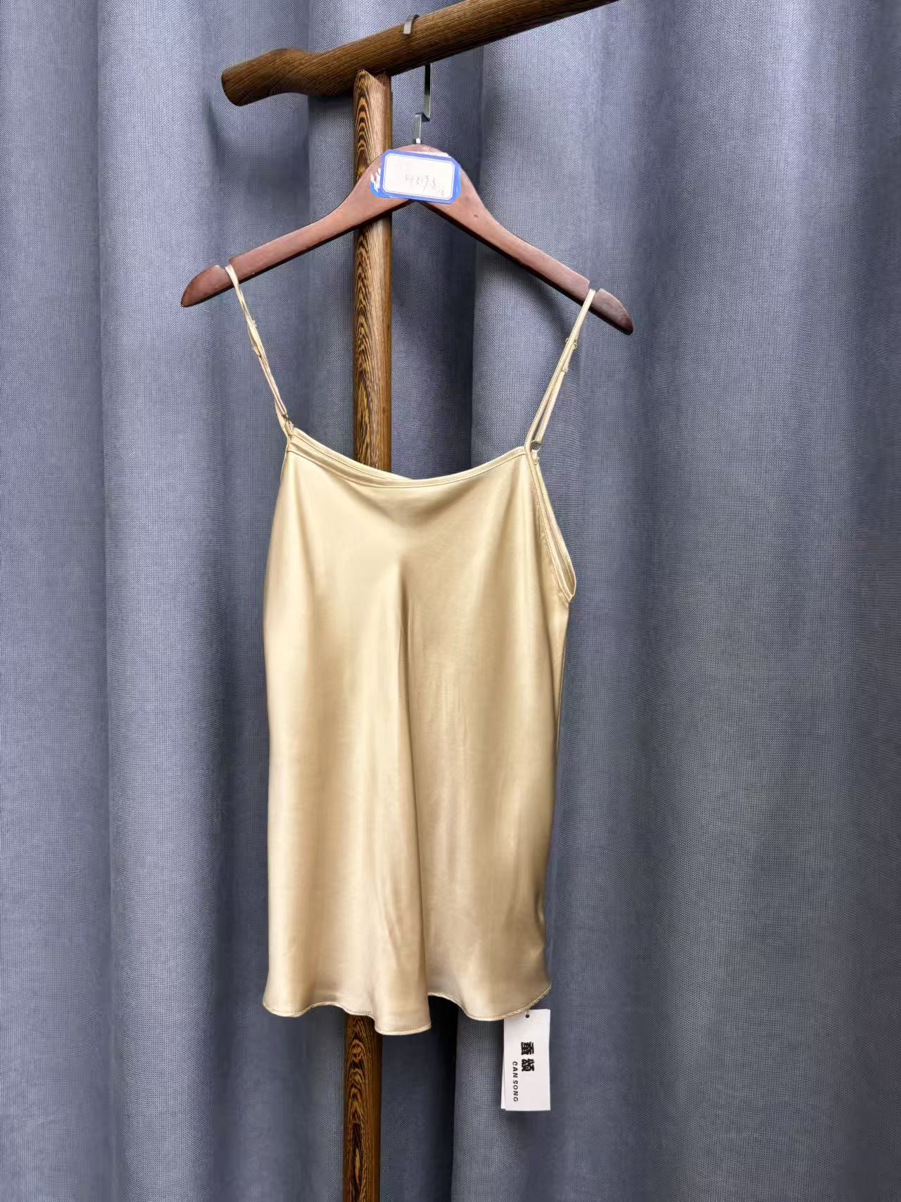 2025夏季新款简约百搭桑蚕丝吊带女H3193