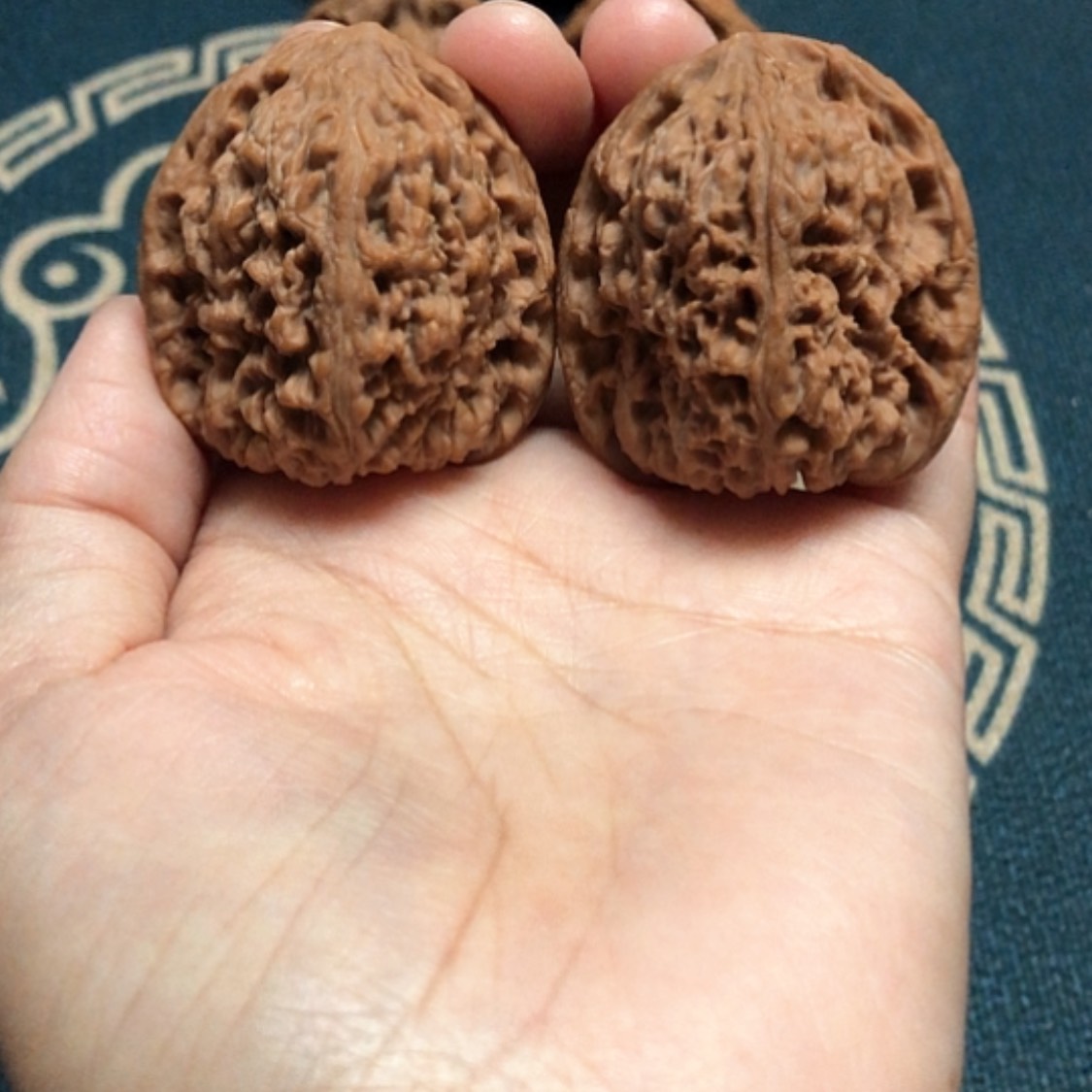 【闪购商品】把件文玩核桃一代村将